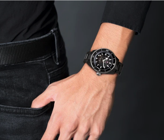 rado - captain cook high-tech ceramic