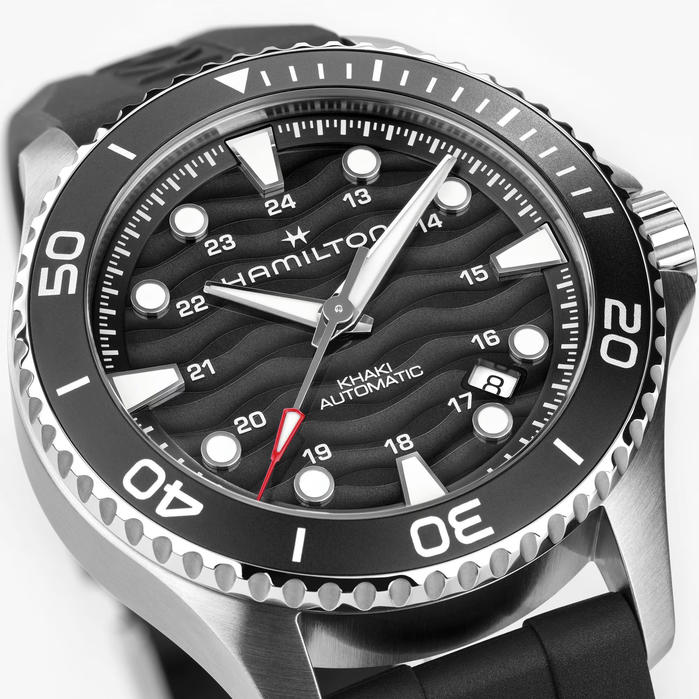 khaki navy auto 40mm