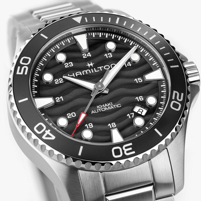 khaki navy scuba auto 40 mm